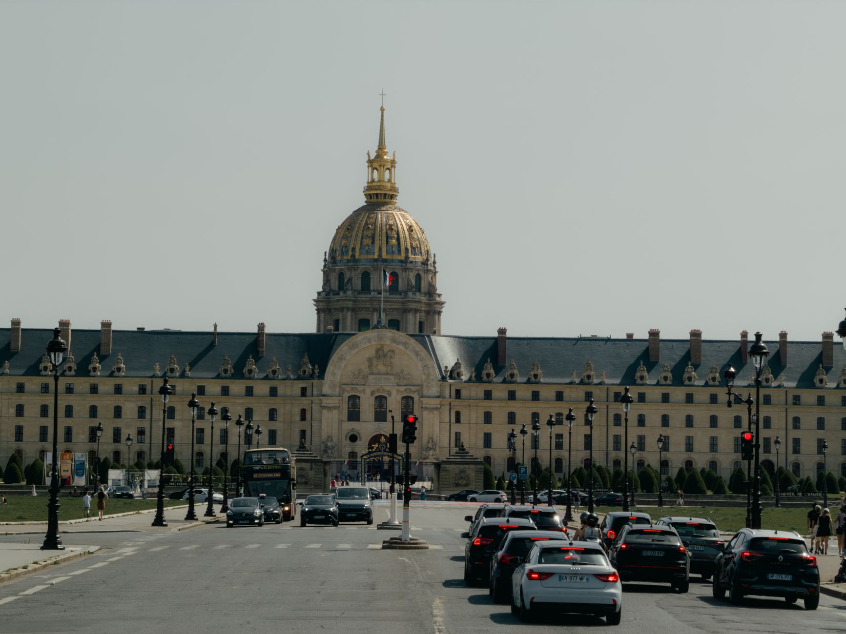 Nouvelles règles de tarification des titres de séjour en France dès mai 2026