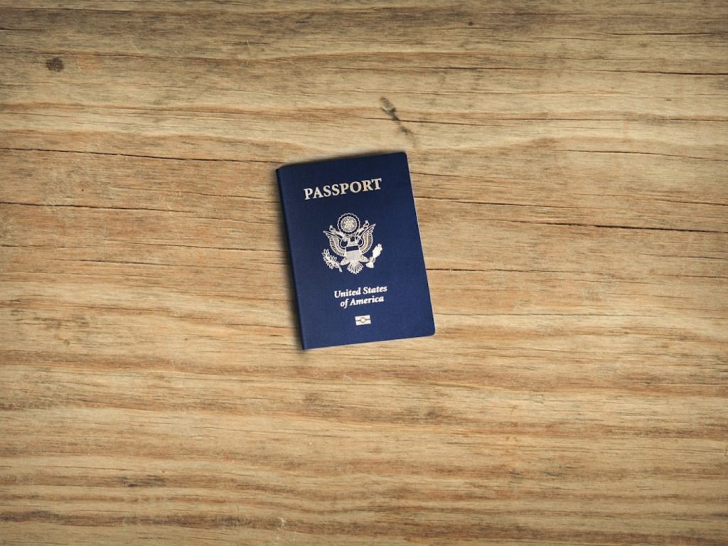 Visa de travail : guide des régimes principaux
